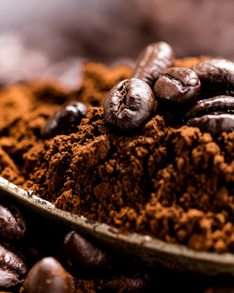 ¿Qué es la cafeína y cuáles son sus propiedades?