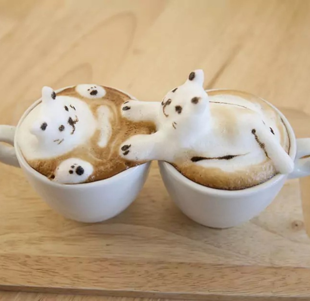 Café Cappuccino con decoración de fantasía